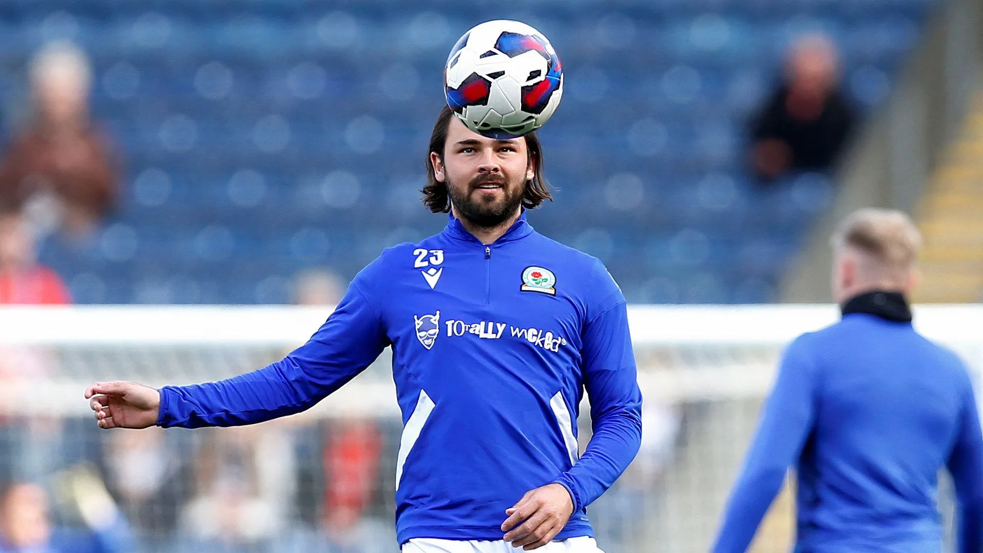 Bradley Dack bày tỏ sự thất vọng về cách Blackburn Rovers xử lý việc chia tay