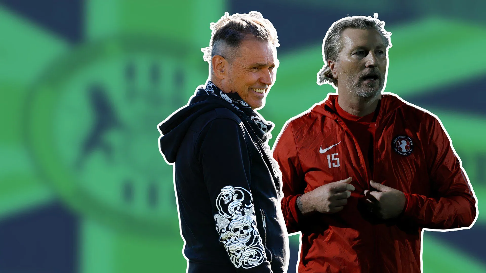HLV Robbie Savage cùng chủ tịch Dale Vince tại Forest Green Rovers