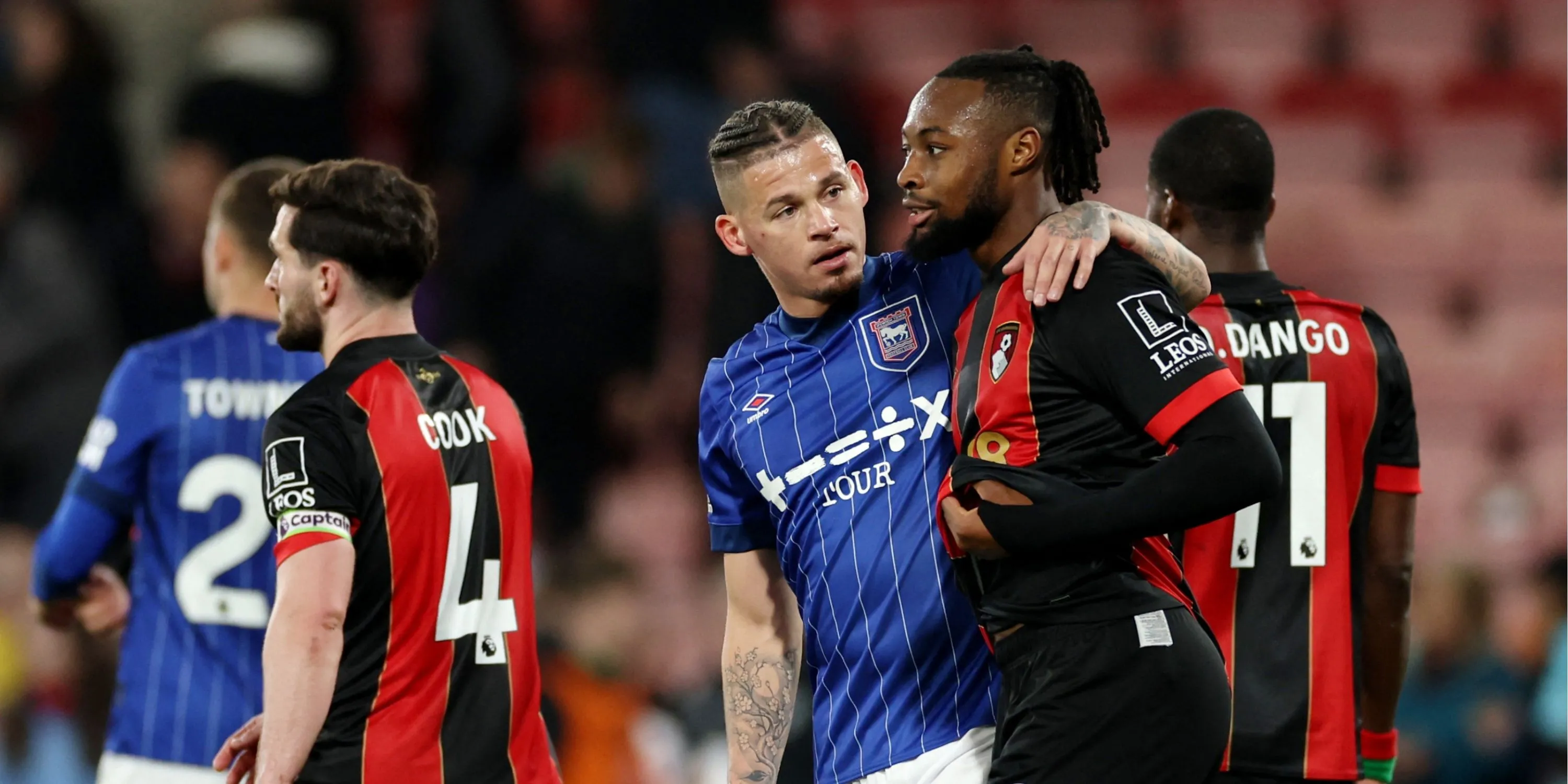 Kalvin Phillips trong màu áo Ipswich Town