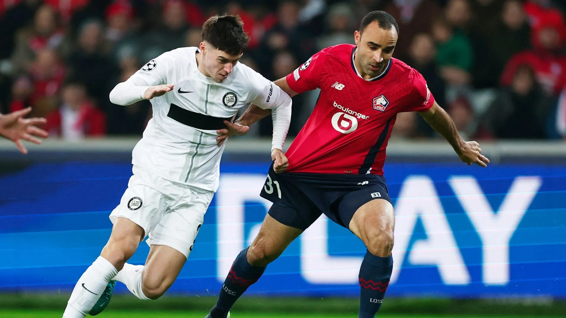 Max Johnston thể hiện tiềm năng trong màu áo Sturm Graz, mục tiêu của Watford