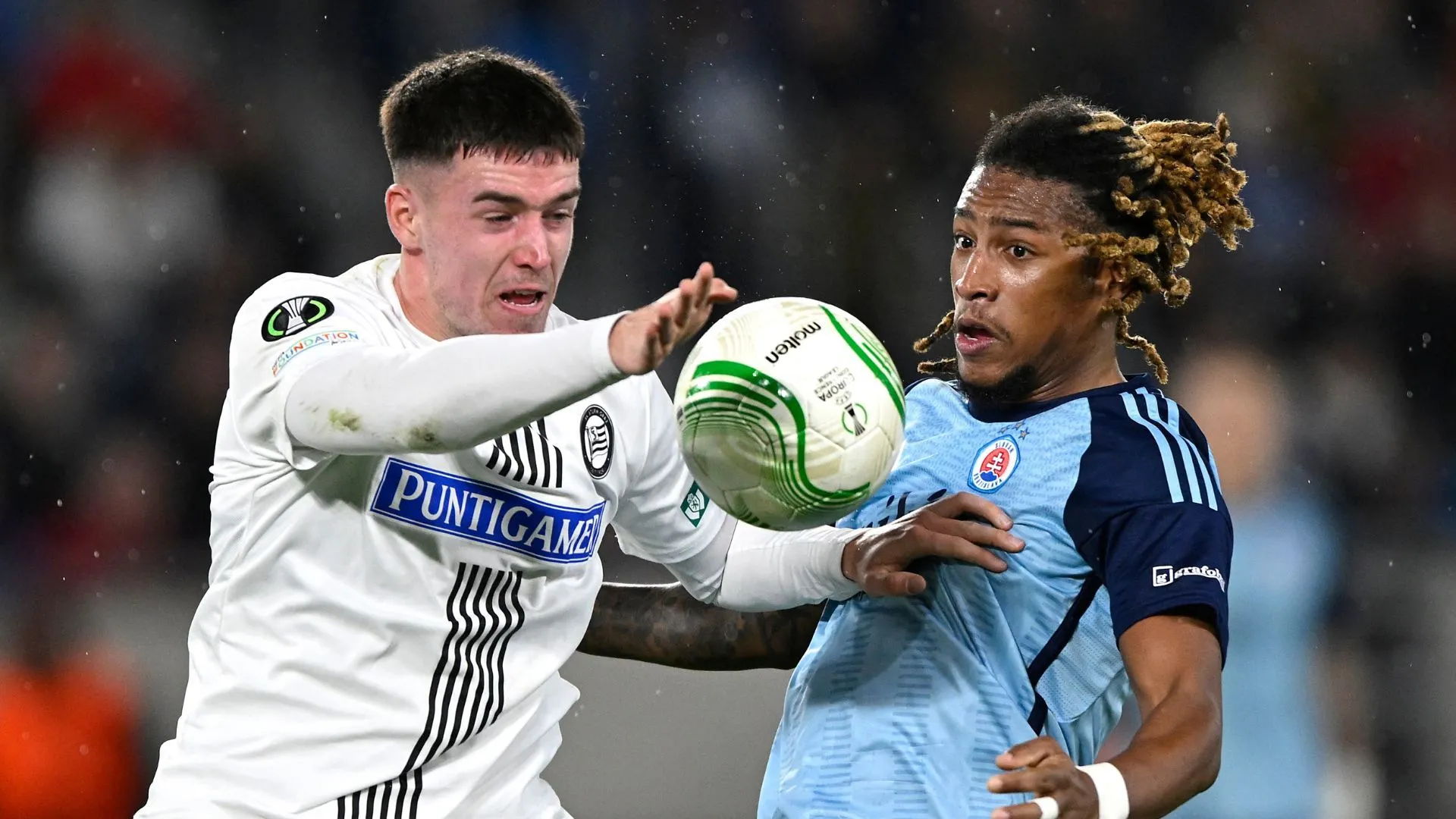 Max Johnston trong màu áo Sturm Graz thi đấu tại Bundesliga Áo