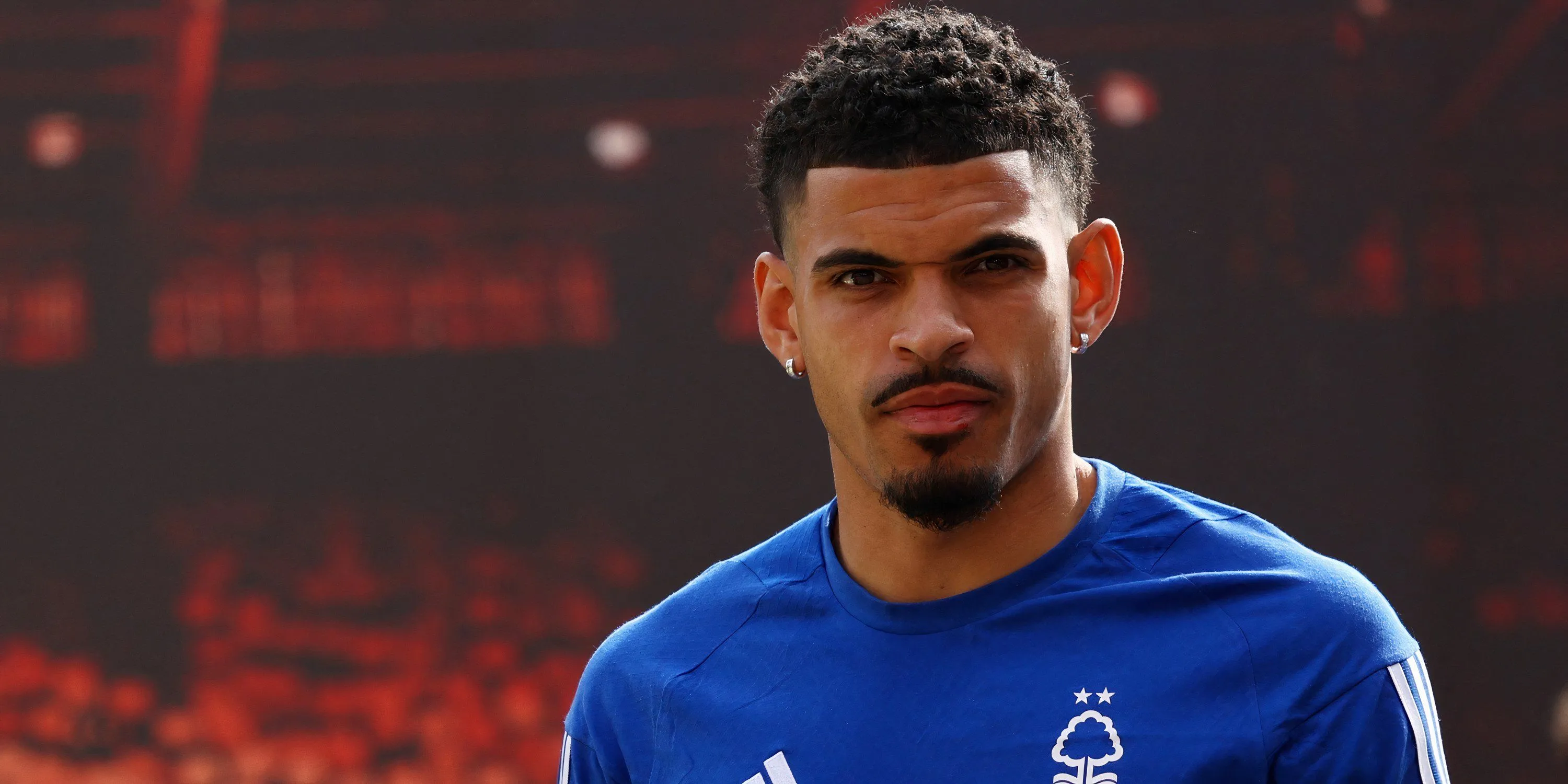 Morgan Gibbs-White đối mặt với tương lai không chắc chắn giữa tin đồn chuyển đến Tottenham và vấn đề pháp lý