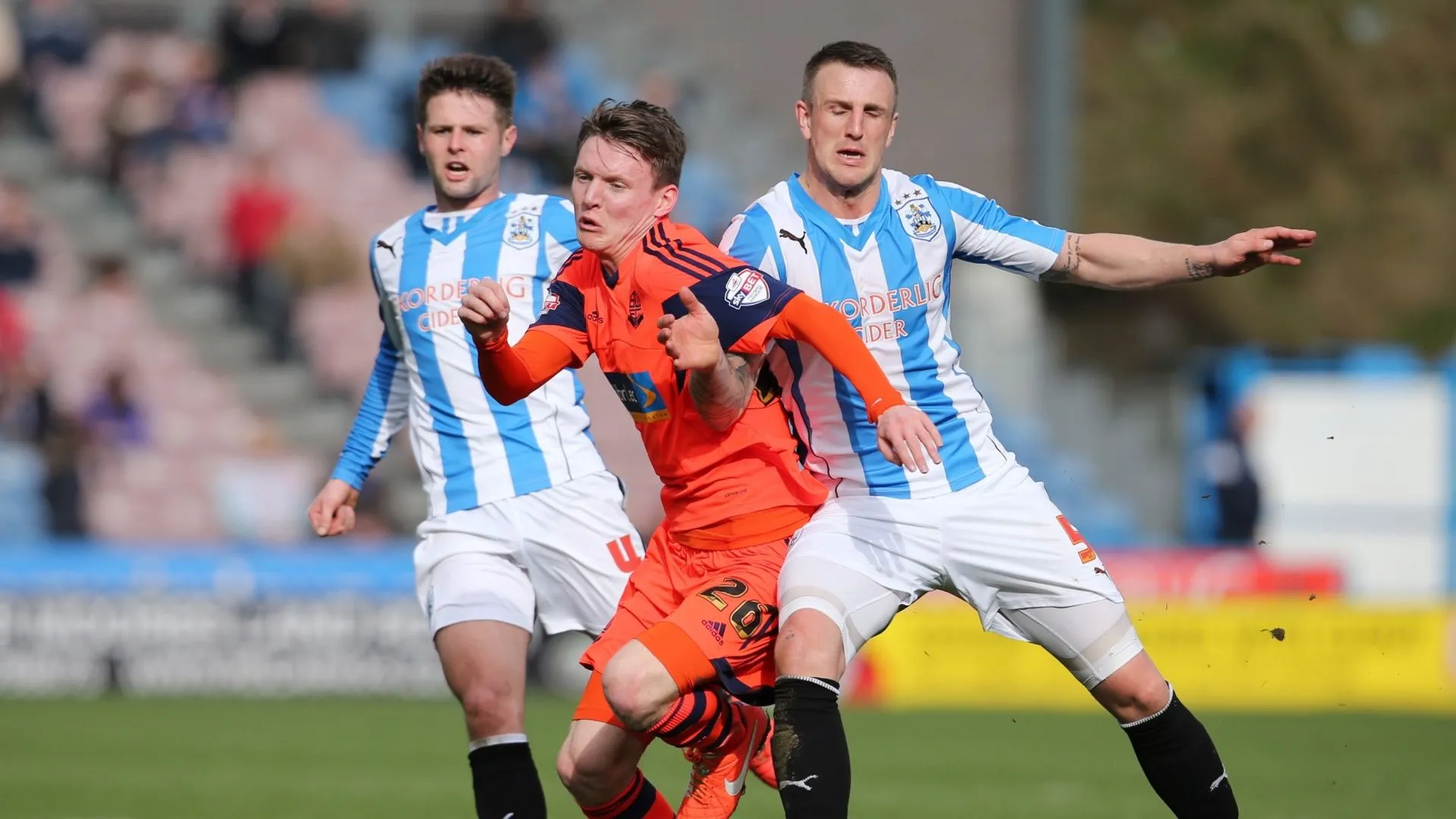 Peter Clarke trong màu áo Huddersfield Town, cầu thủ xuất sắc nhất CLB