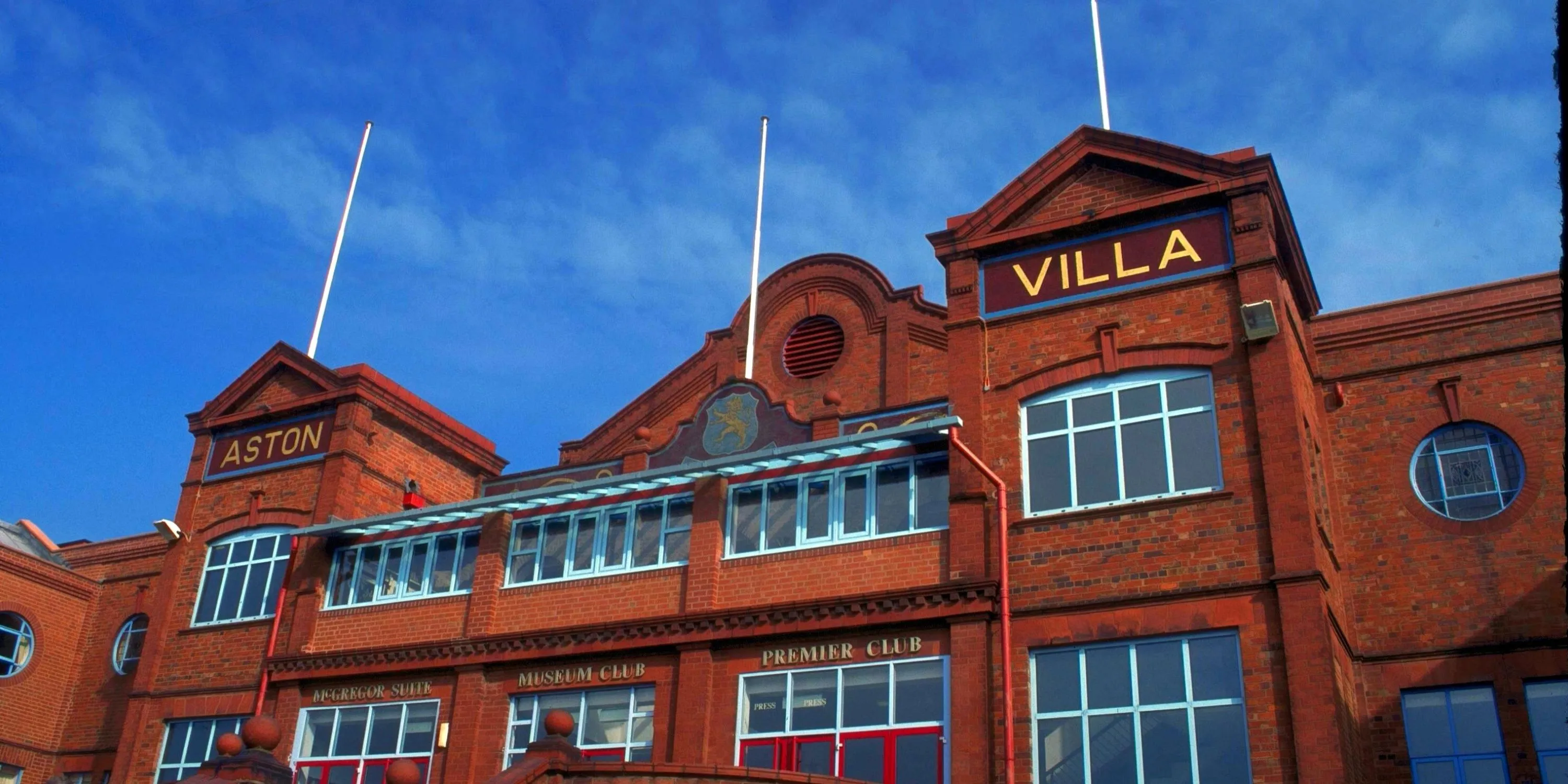 Sân vận động Villa Park, sân nhà của Aston Villa