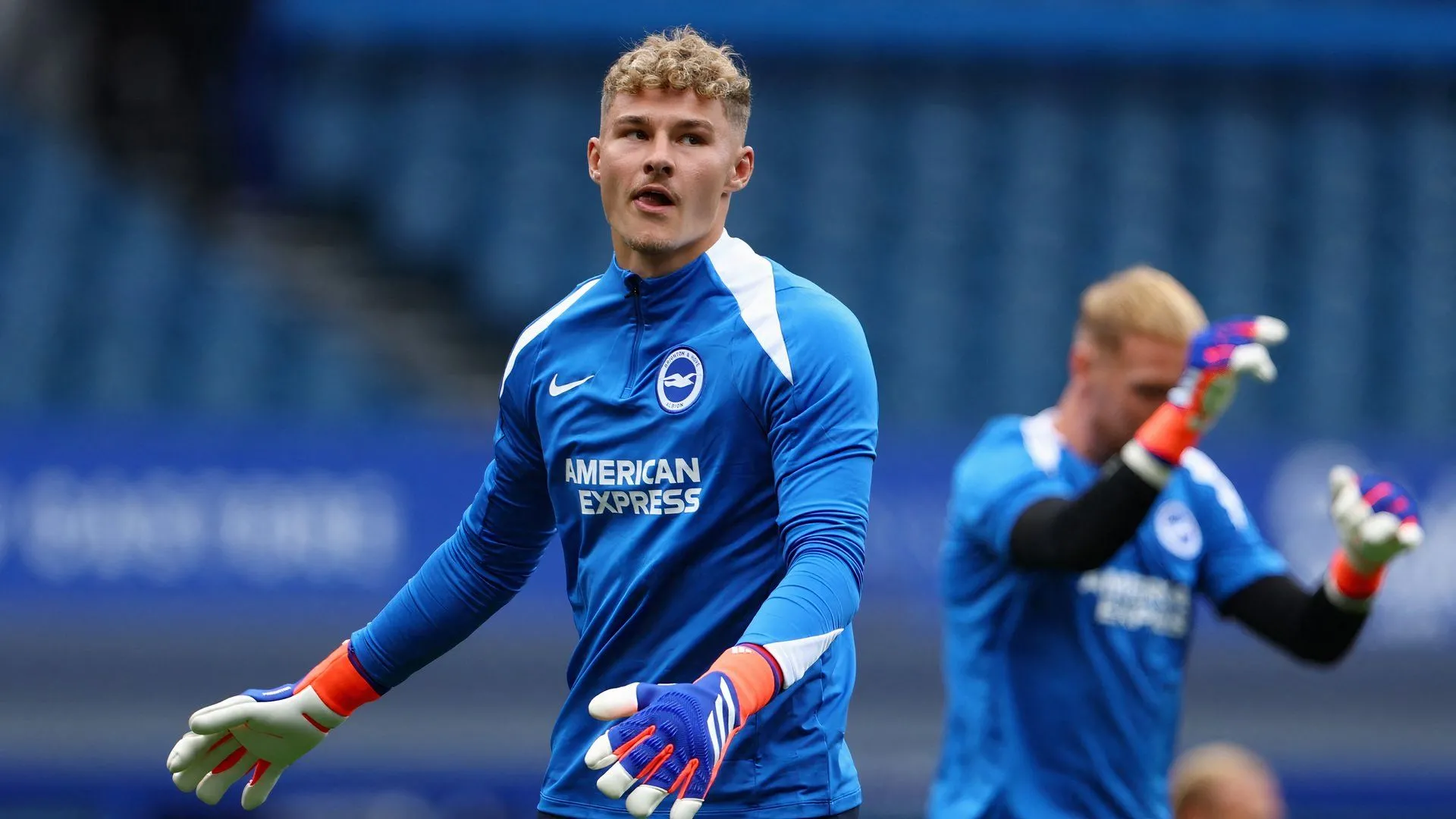 Thủ môn Carl Rushworth của Brighton, mục tiêu chuyển nhượng của Coventry City
