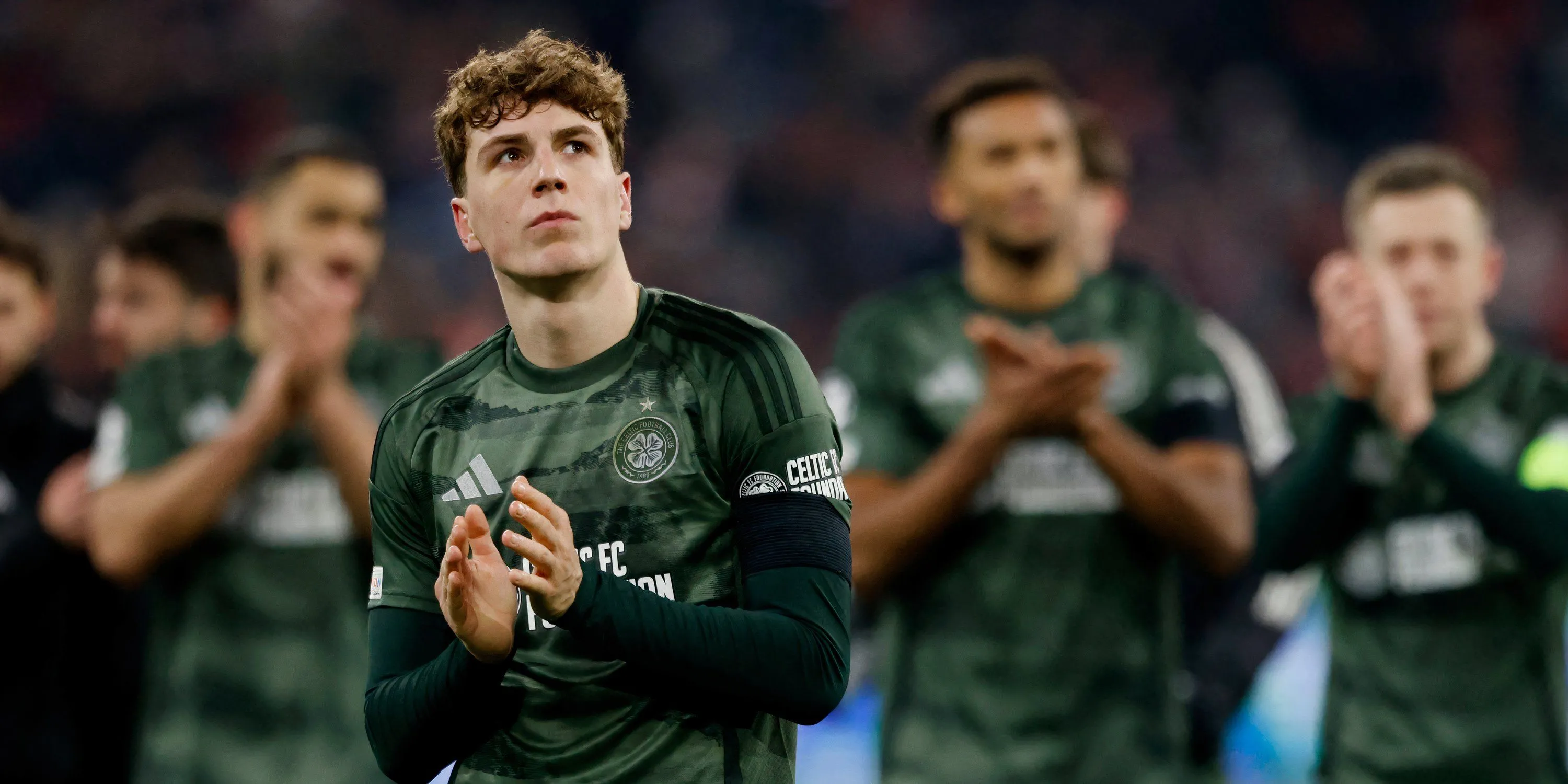 Tiền vệ Arne Engels của Celtic thi đấu tại Champions League.