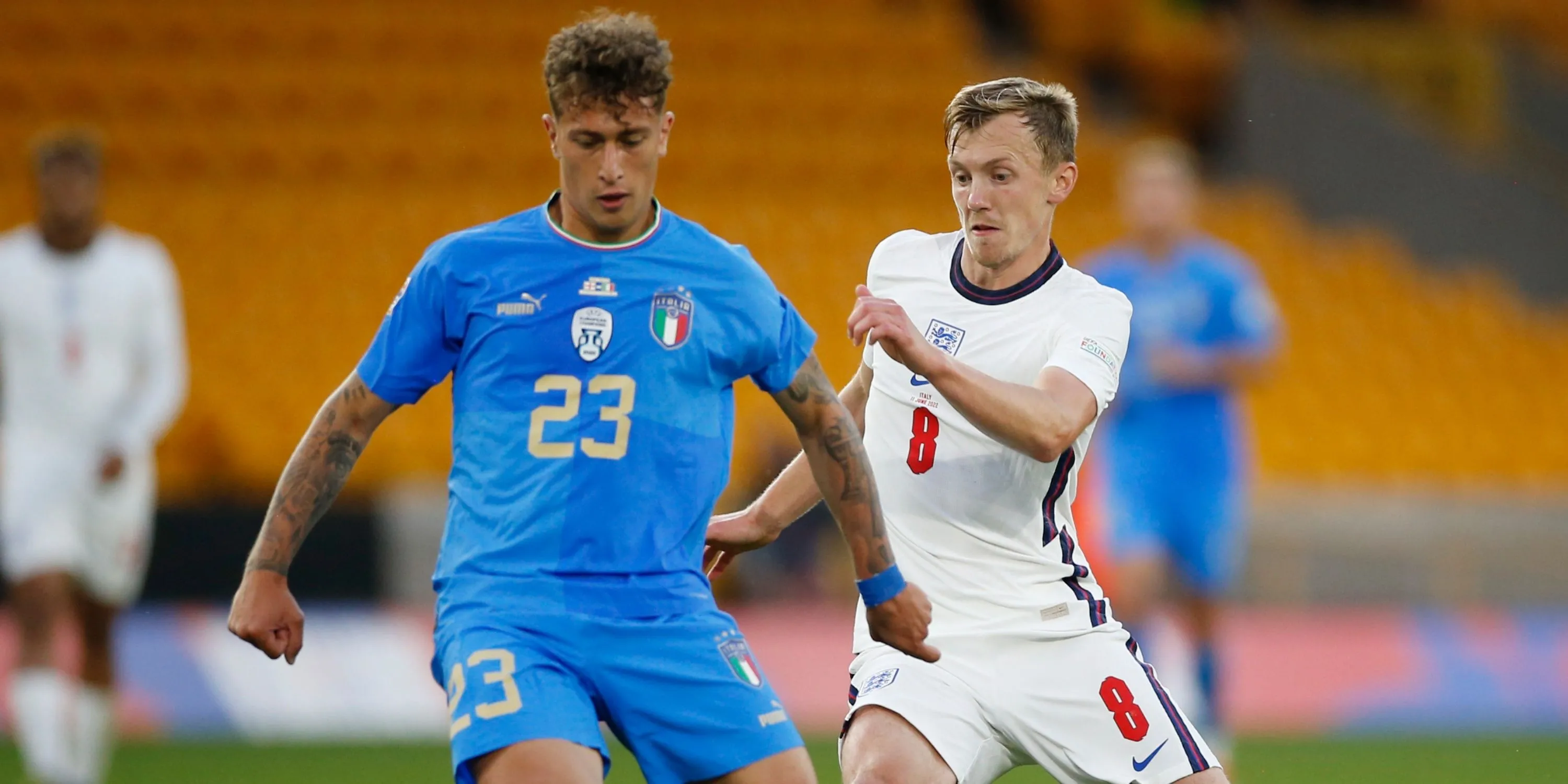 Tiền vệ Salvatore Esposito trong màu áo đội tuyển Italia, mục tiêu chuyển nhượng của Sunderland