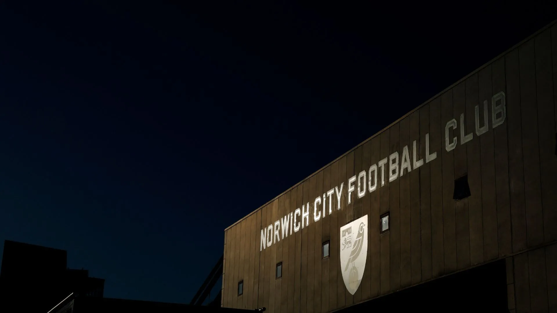 Toàn cảnh sân vận động Carrow Road, sân nhà của câu lạc bộ Norwich City.
