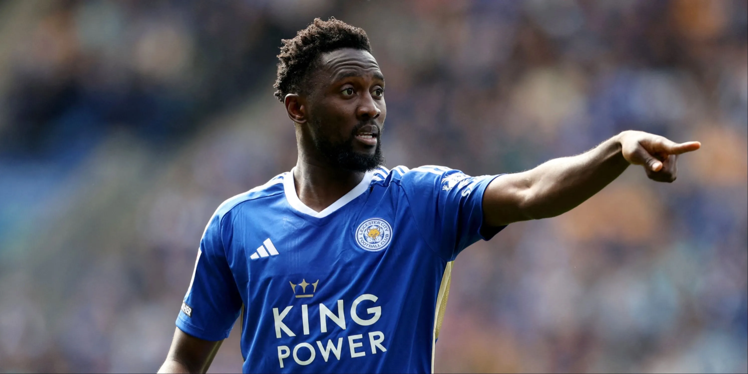 Wilfred Ndidi trong màu áo Leicester City thi đấu tại Premier League