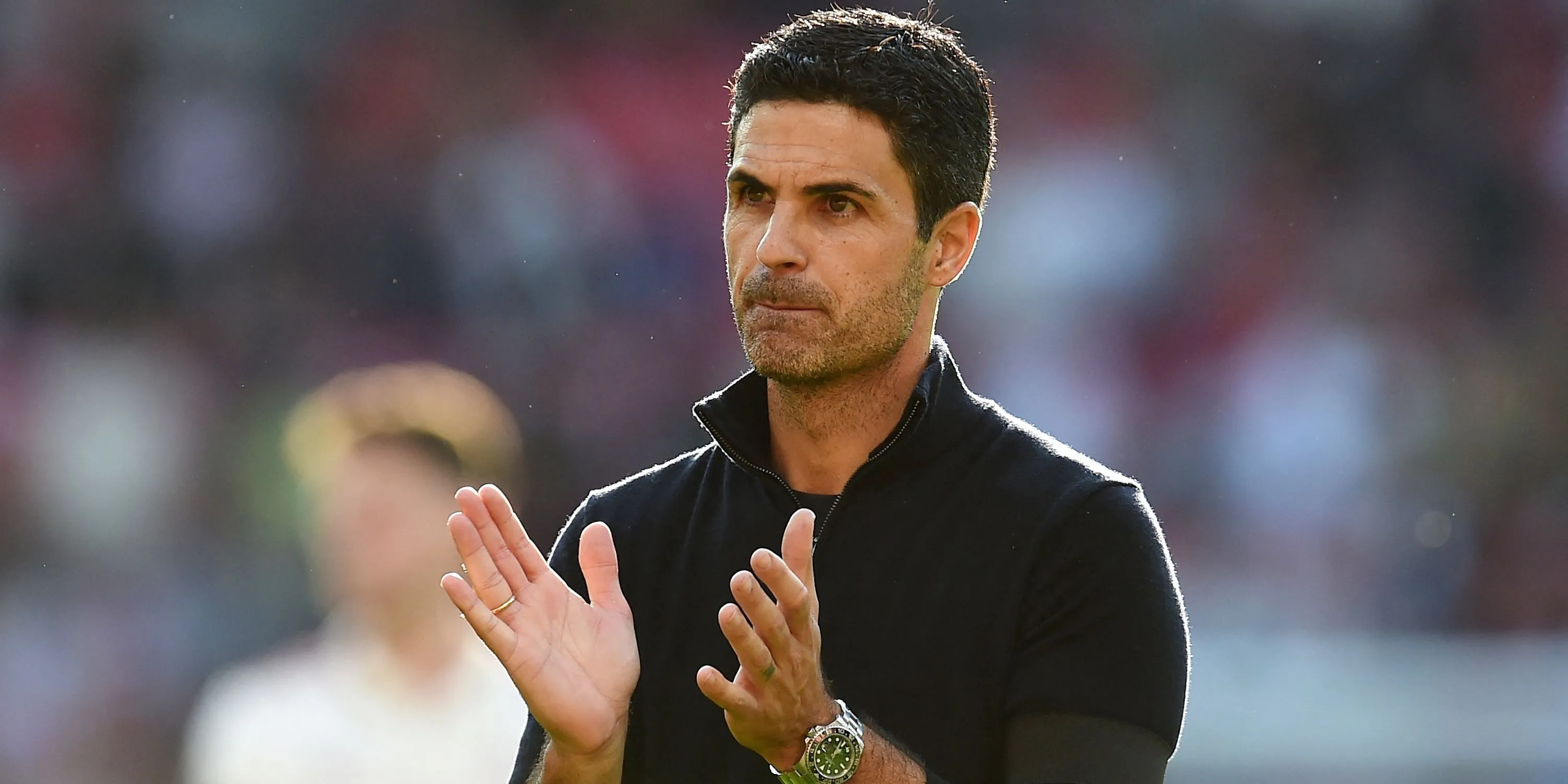 HLV Mikel Arteta của Arsenal ăn mừng sau chiến thắng quan trọng tại Ngoại hạng Anh.